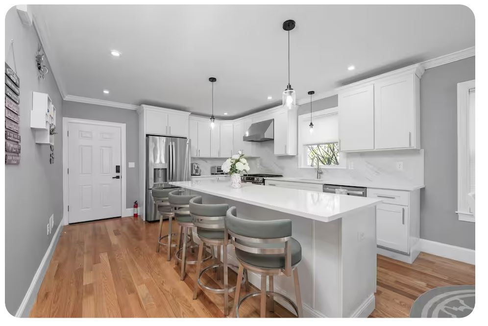 32 Centre Street, Milton, MA, 02186