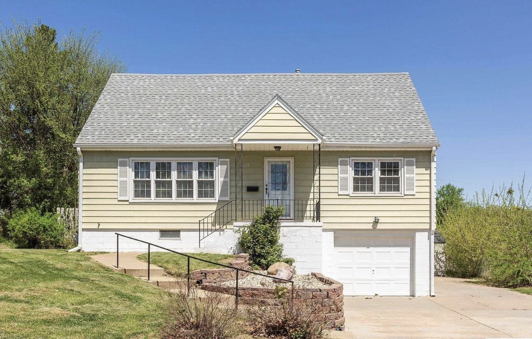4028 Mary Street, Omaha, NE, 68112
