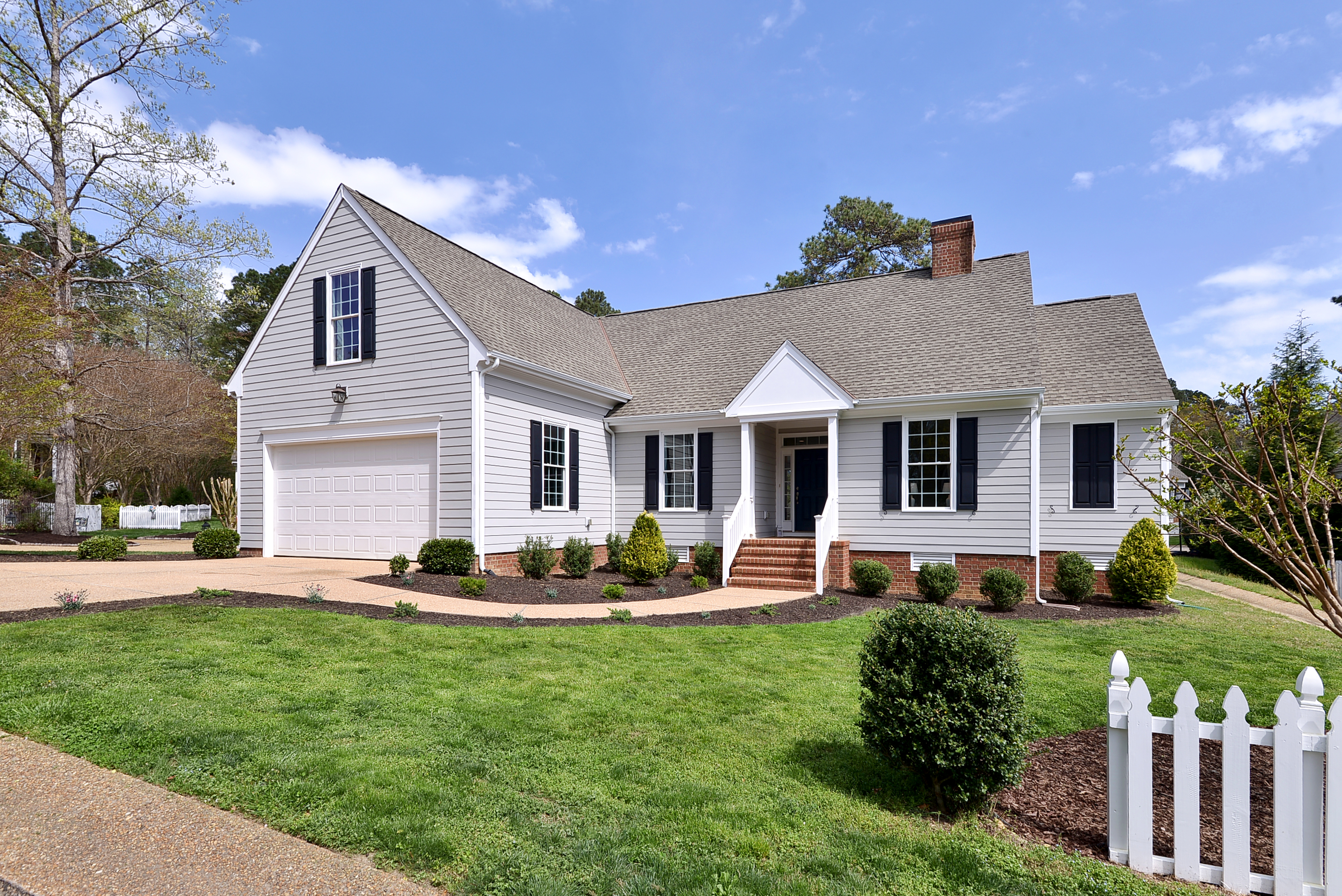 126 Hollinwell, Williamsburg, VA, 23188