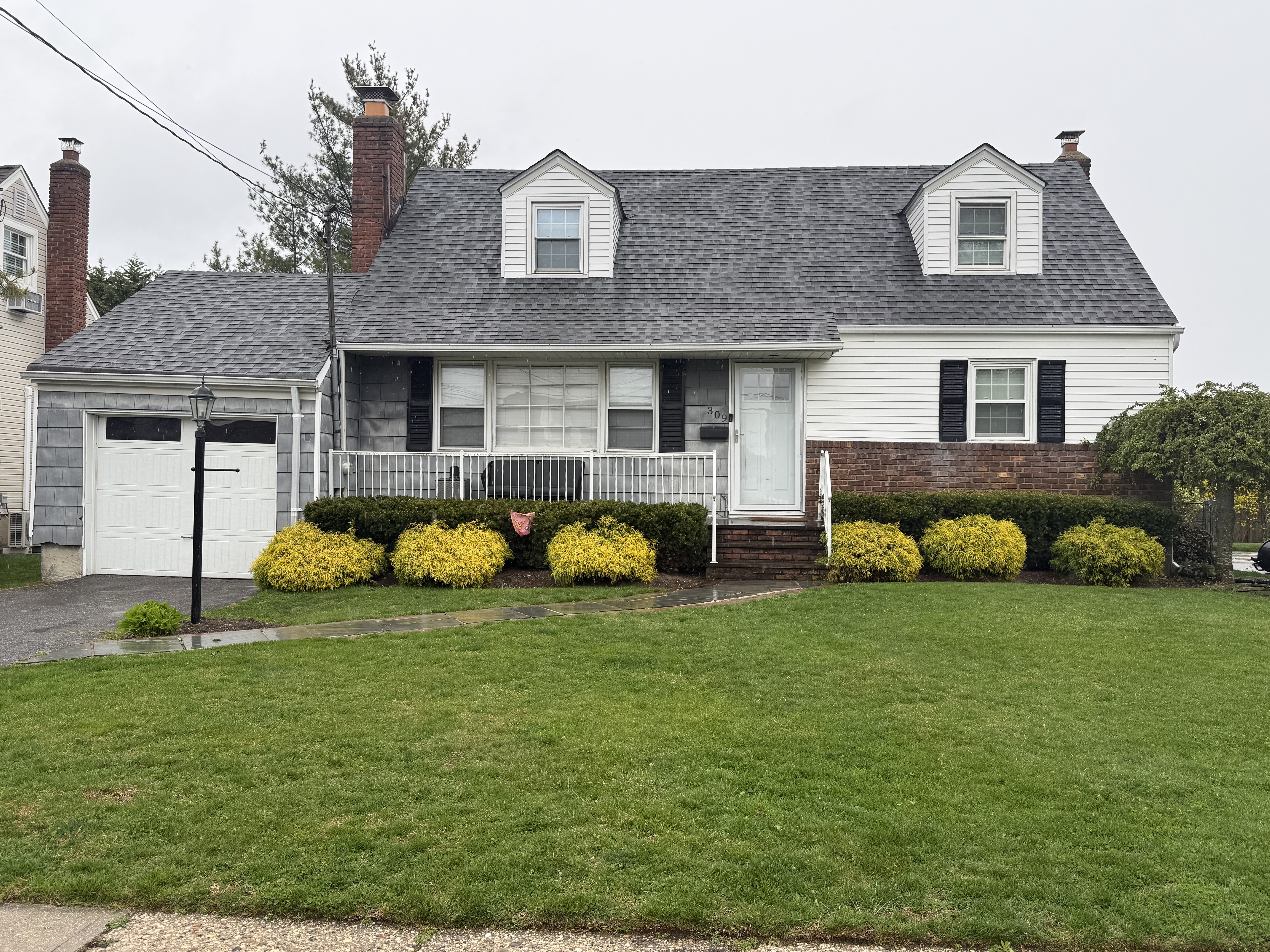 309 Grand Boulevard, Massapequa Park, NY, 11762