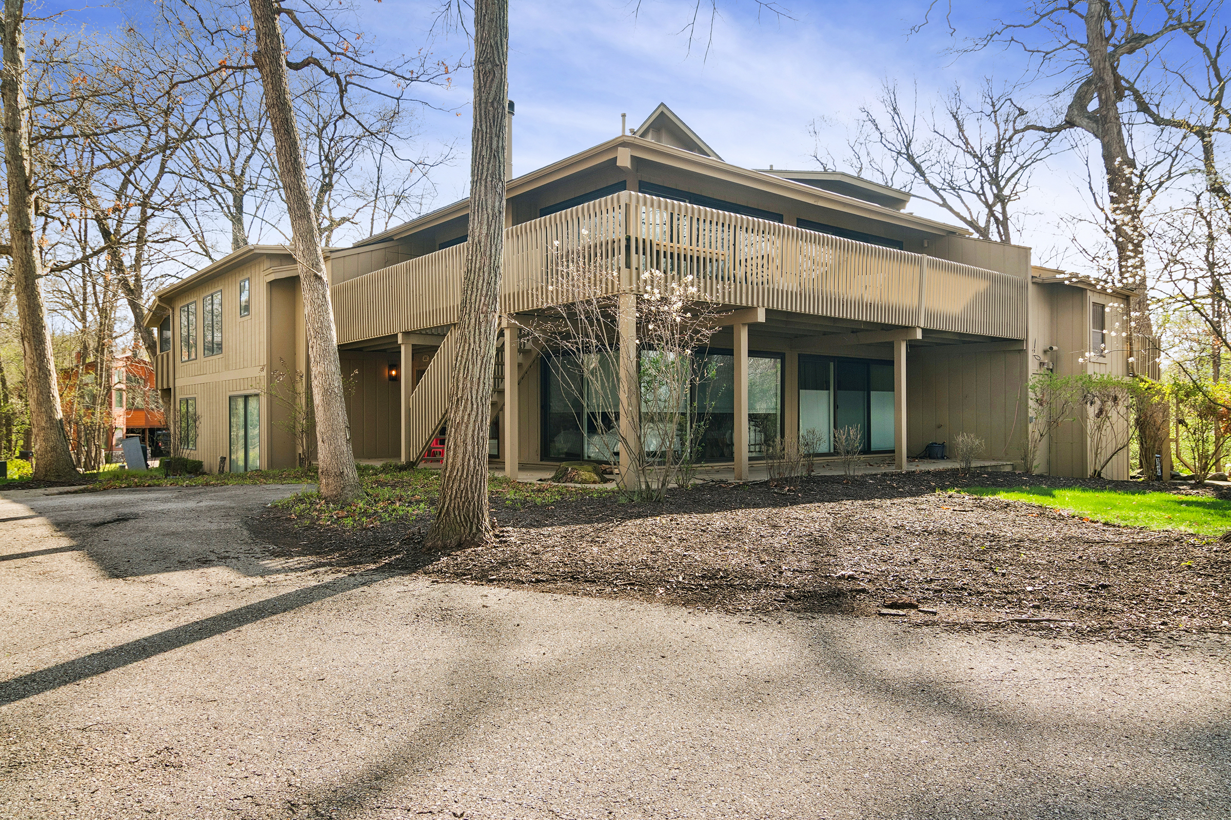 501 Abbey Springs Drive, Fontana-on-Geneva Lake, WI, 53125