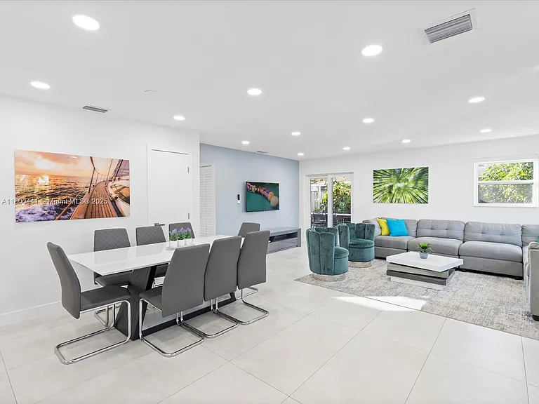 711 North 66th Avenue, Hollywood, FL, 33024