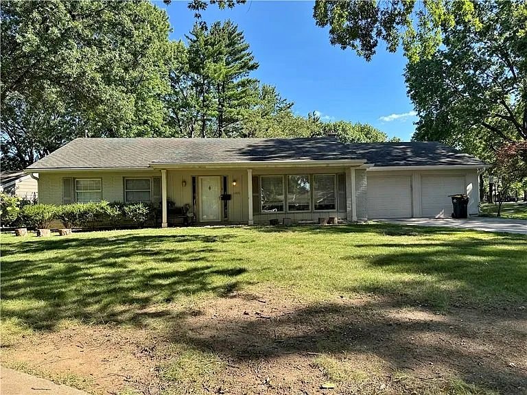 8831 Horton Street, Overland Park, KS, 66207