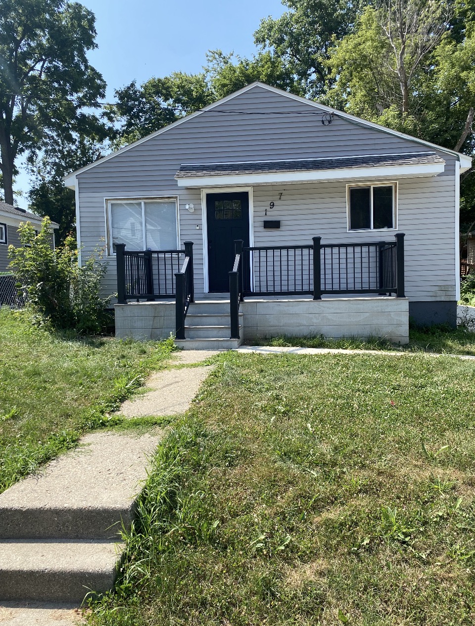 197 Harrison Street, Pontiac, MI, 48341
