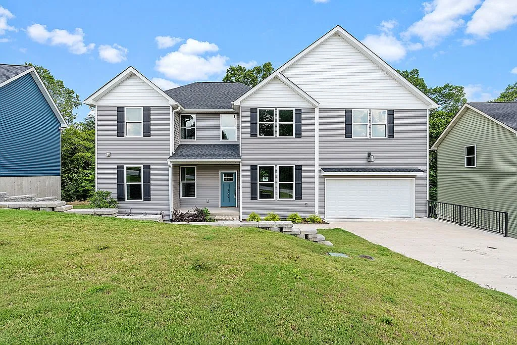 709 Rockcliff Street, Greenville, SC, 29617