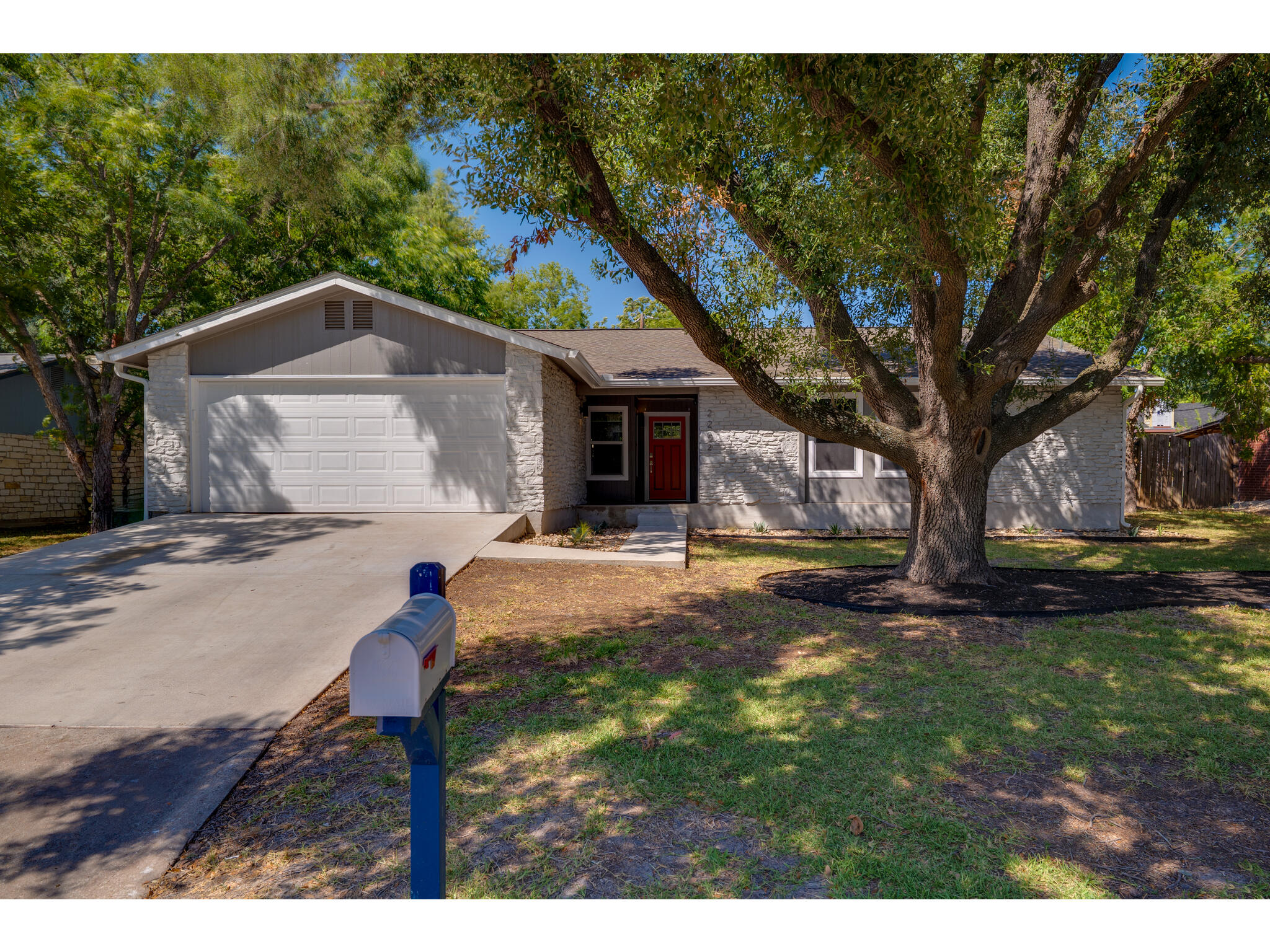 2202 Donna Drive, Taylor, TX, 76574