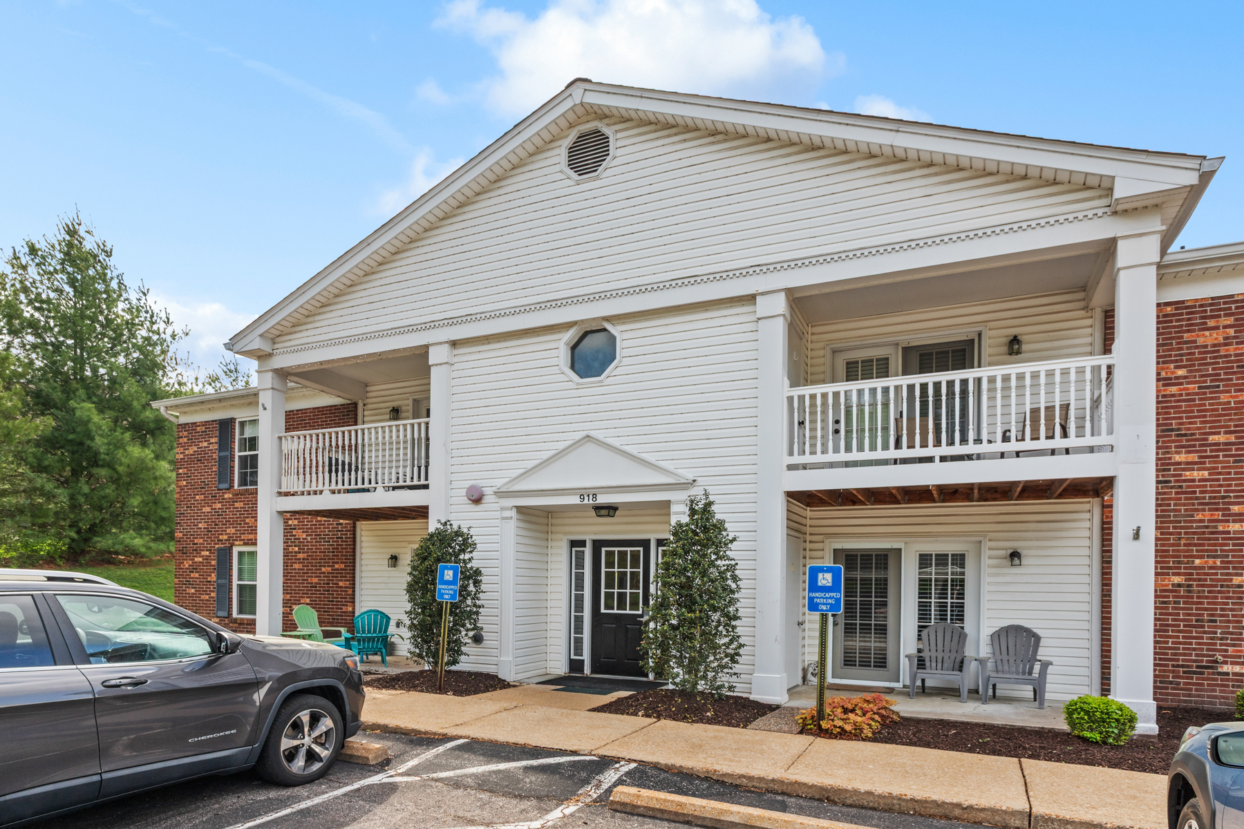 918 Hanna Place Court, Manchester, MO, 63021