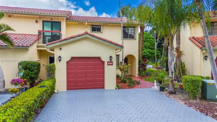 2315 El Cid Court, Davie, FL, 33324