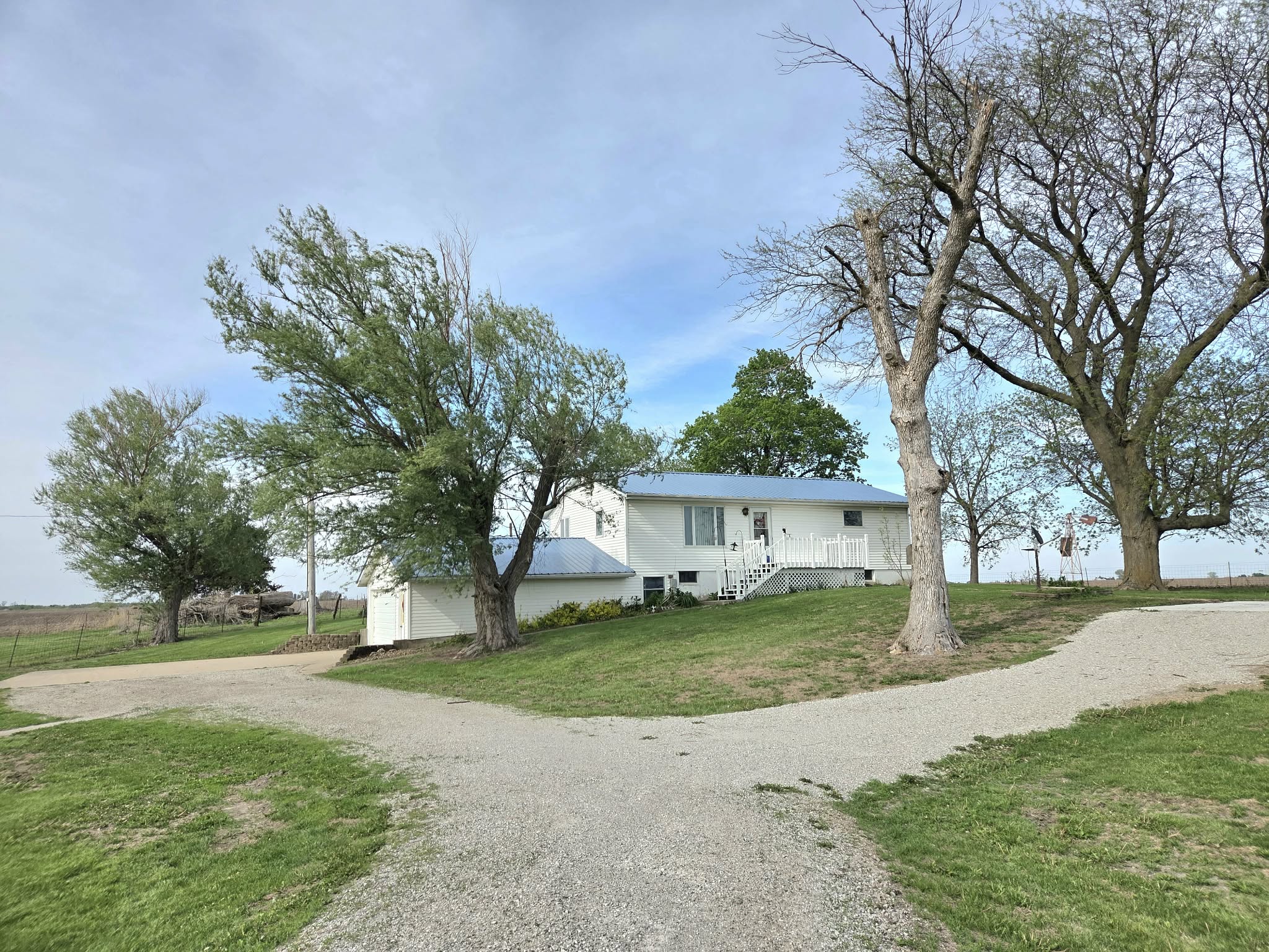 2109 235th Street, Mount Pleasant, IA, 52641