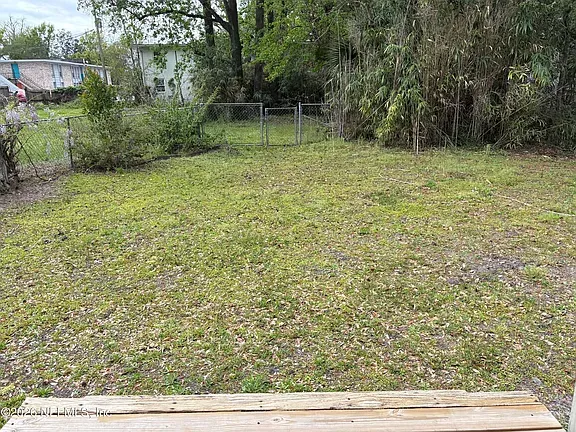 3 Bed 2 Bath Available 7/1