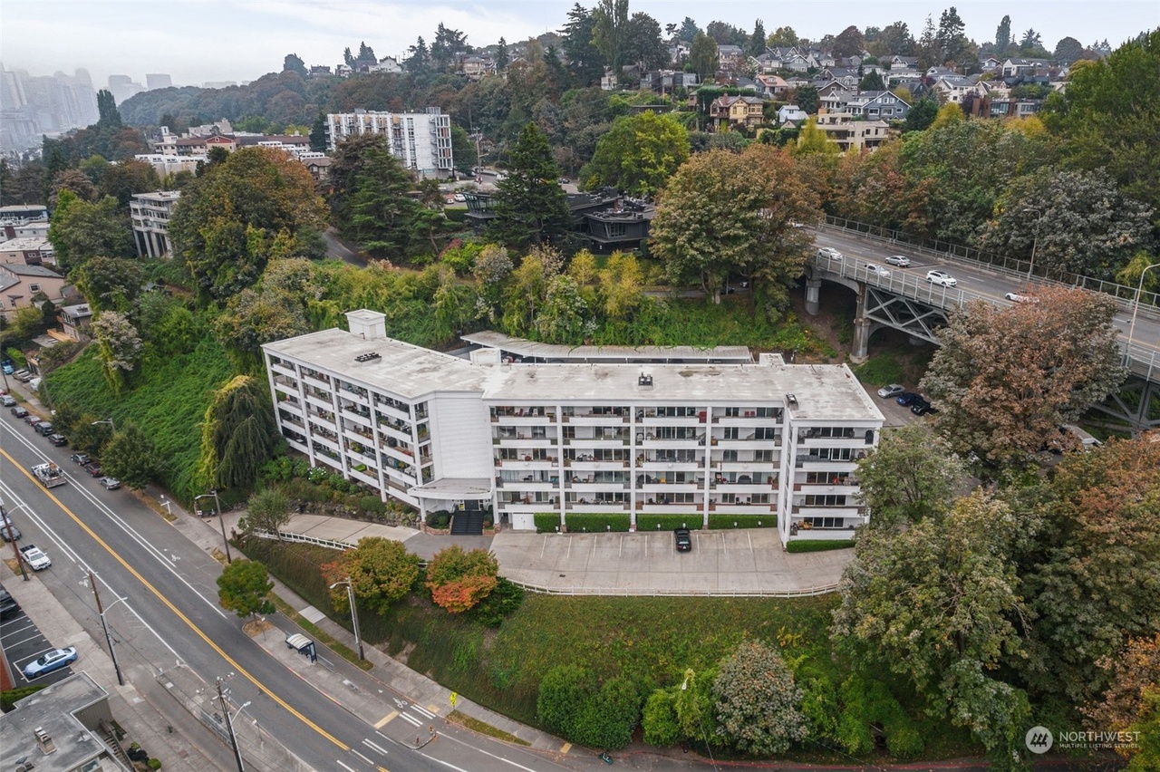 2565 Dexter Avenue North, Seattle, WA, 98109