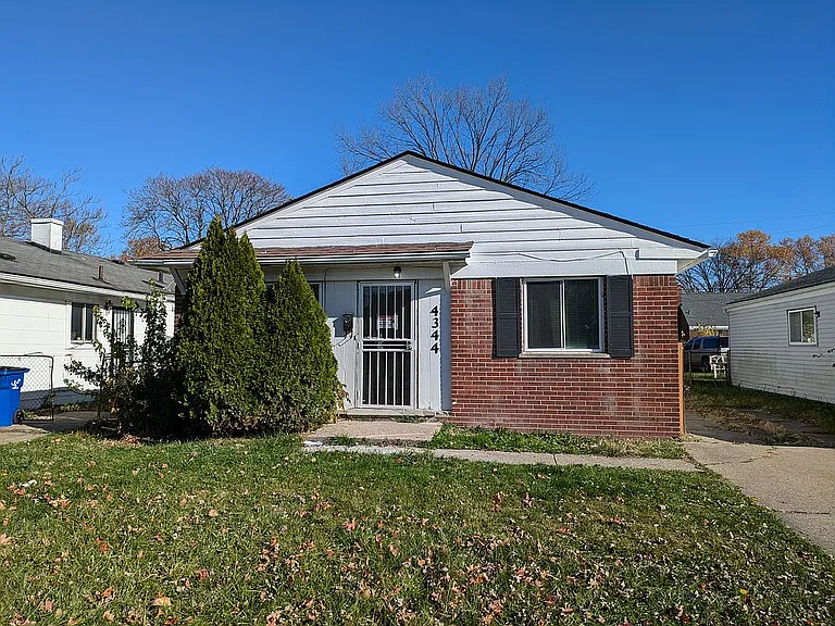 4344 Springle Street, Detroit, MI, 48215