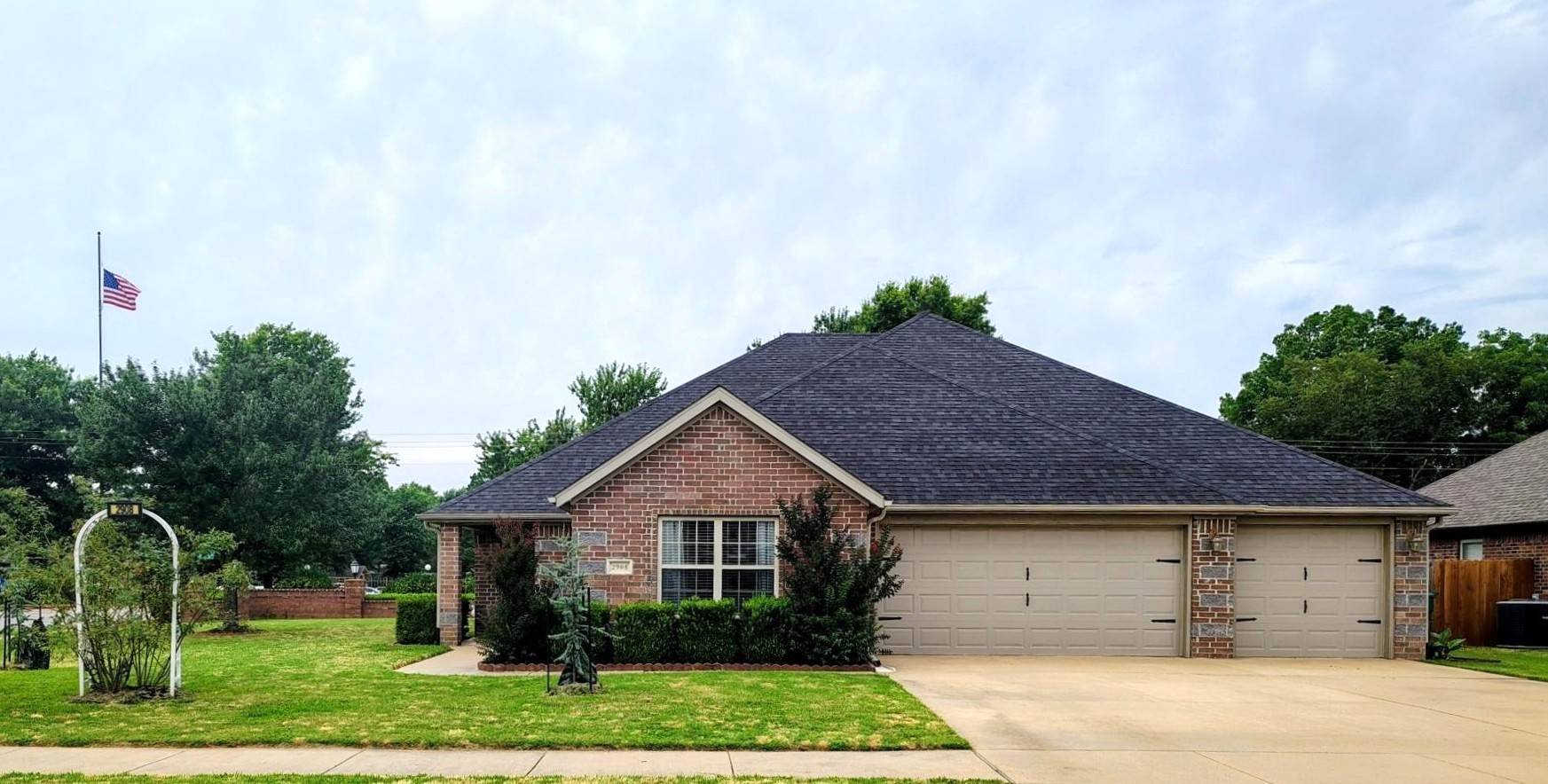 2908 N 18th St, Rogers, AR, 72756