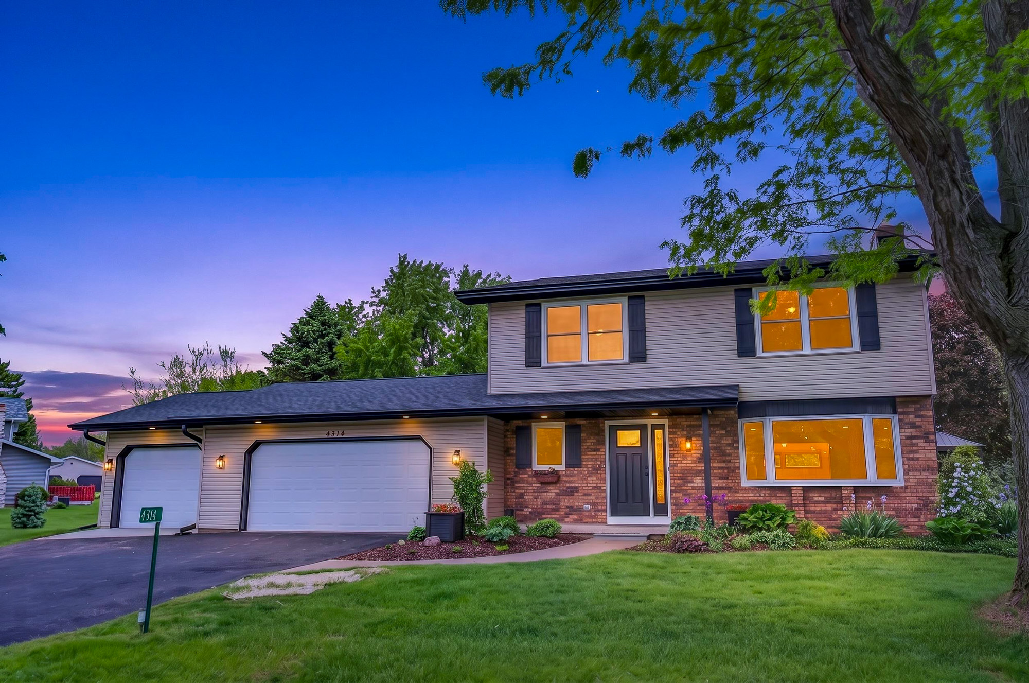 4314 Damascus Trail, Cottage Grove, WI, 53527