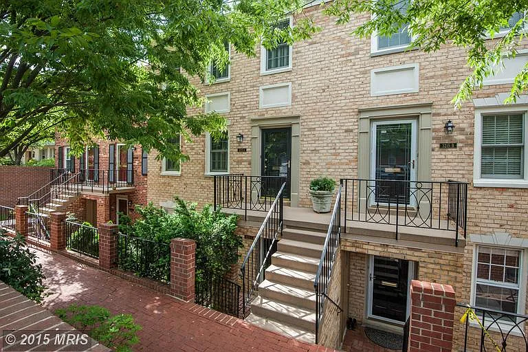 3215 Sutton Place Northwest, Washington, DC, 20016