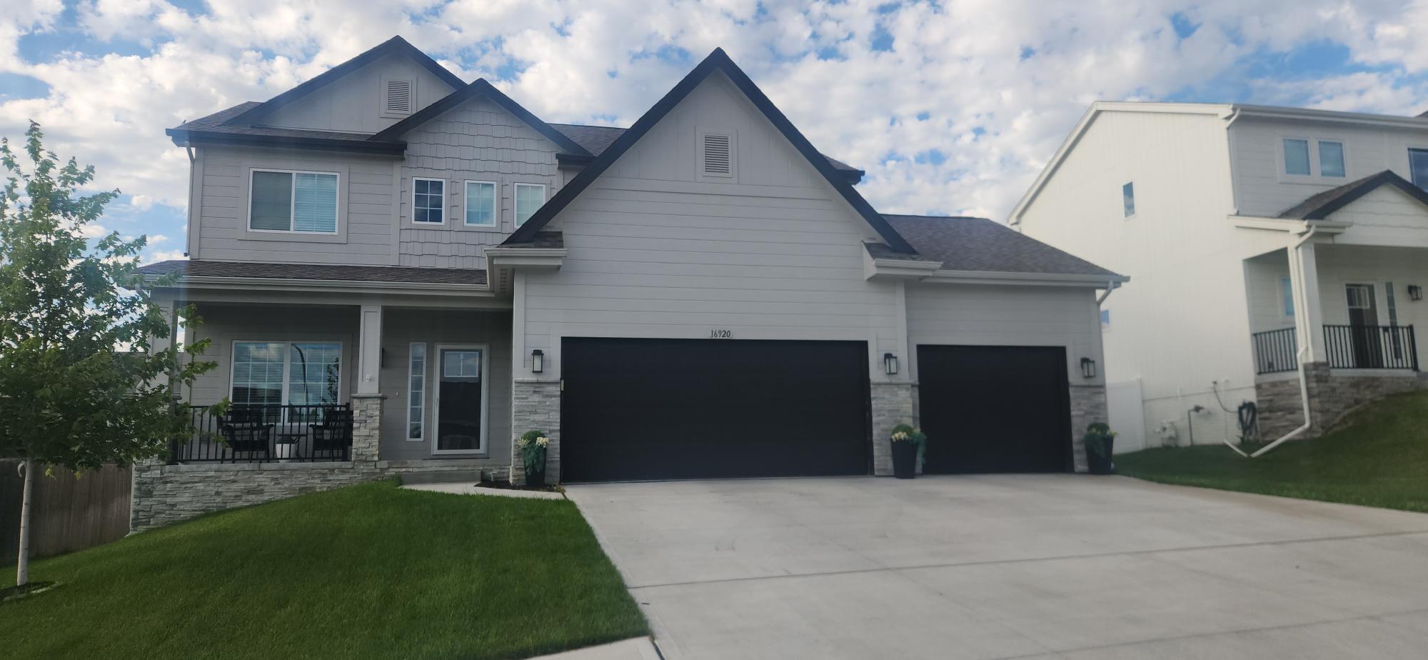 16920 Raymond Avenue, Omaha, NE, 68116