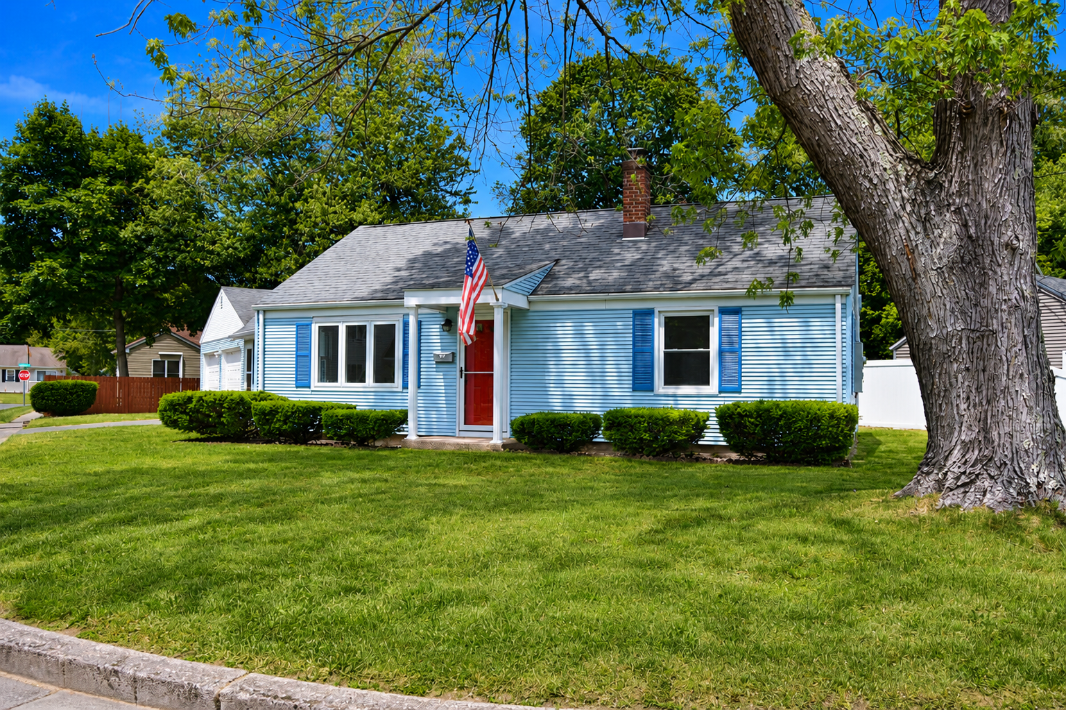202 Crescent Dr, East Hartford, CT, 06118