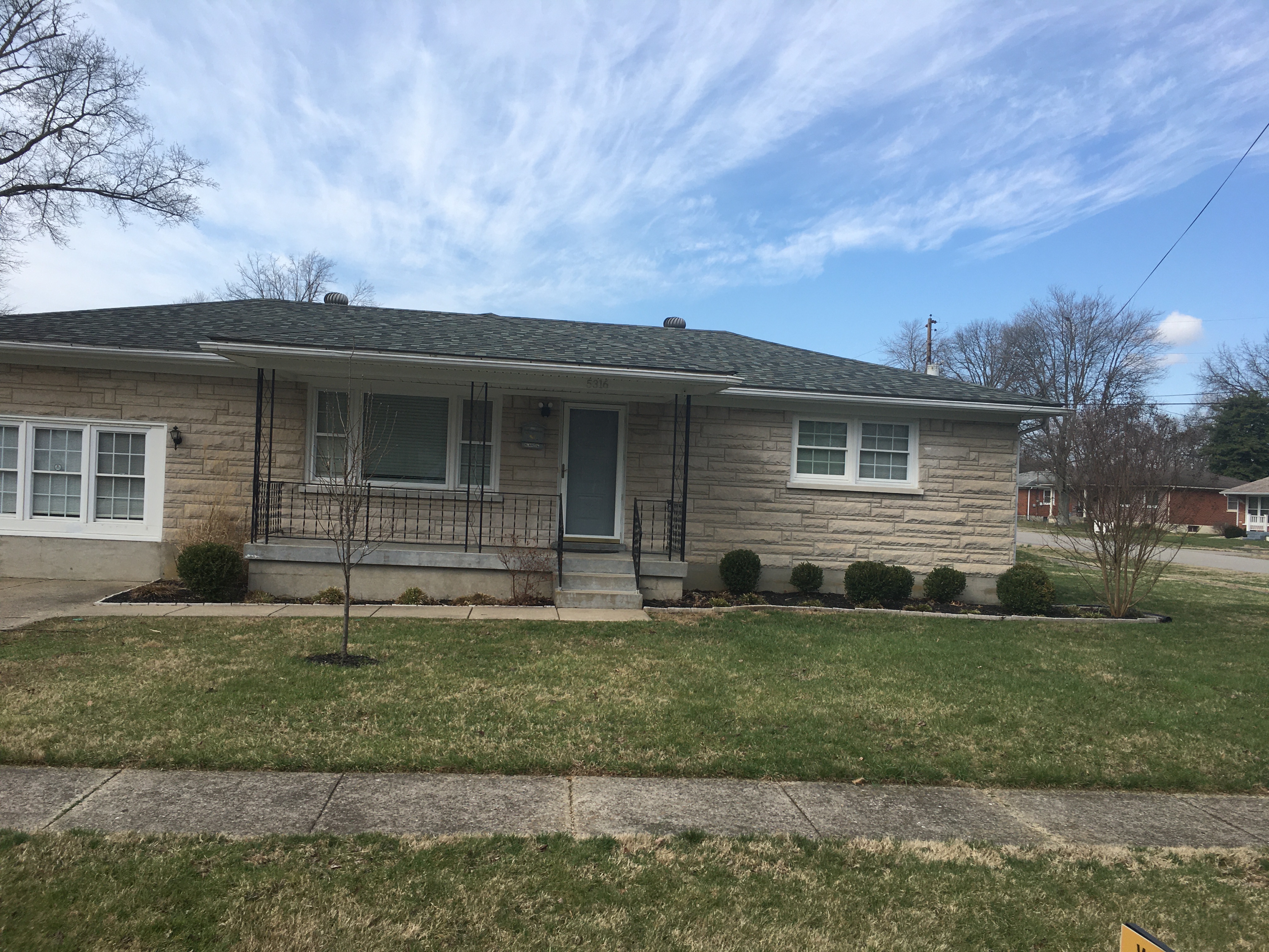 5316 Oak Lea Drive, Louisville, KY, 40216