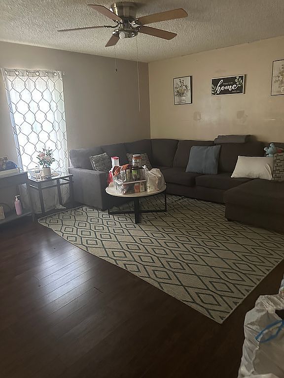 5645 Mount Helen Drive, San Antonio, TX, 78251
