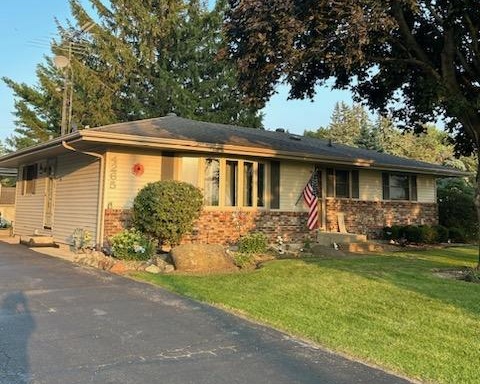 4265 Town Hall Rd, Belvidere, IL, 61008