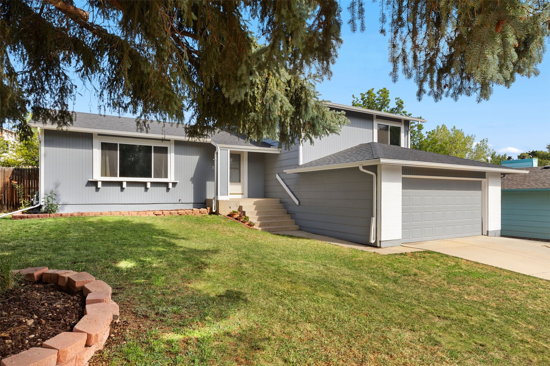 3240 Blue Mountain Way, Colorado Springs, CO, 80906
