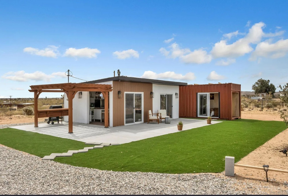 2135 Road Runner Lane, Landers, CA, 92258