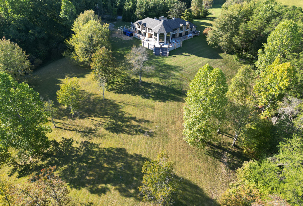 1252 Crestview Dr, Pigeon Forge, TN, 37863