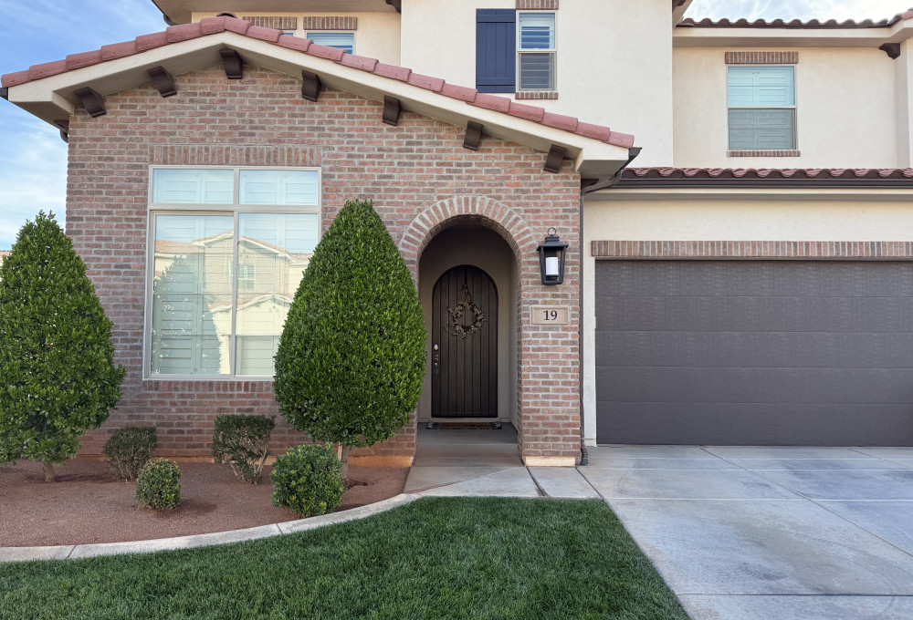 378 Arcadia Dr. #19, Santa Clara, UT, 84765