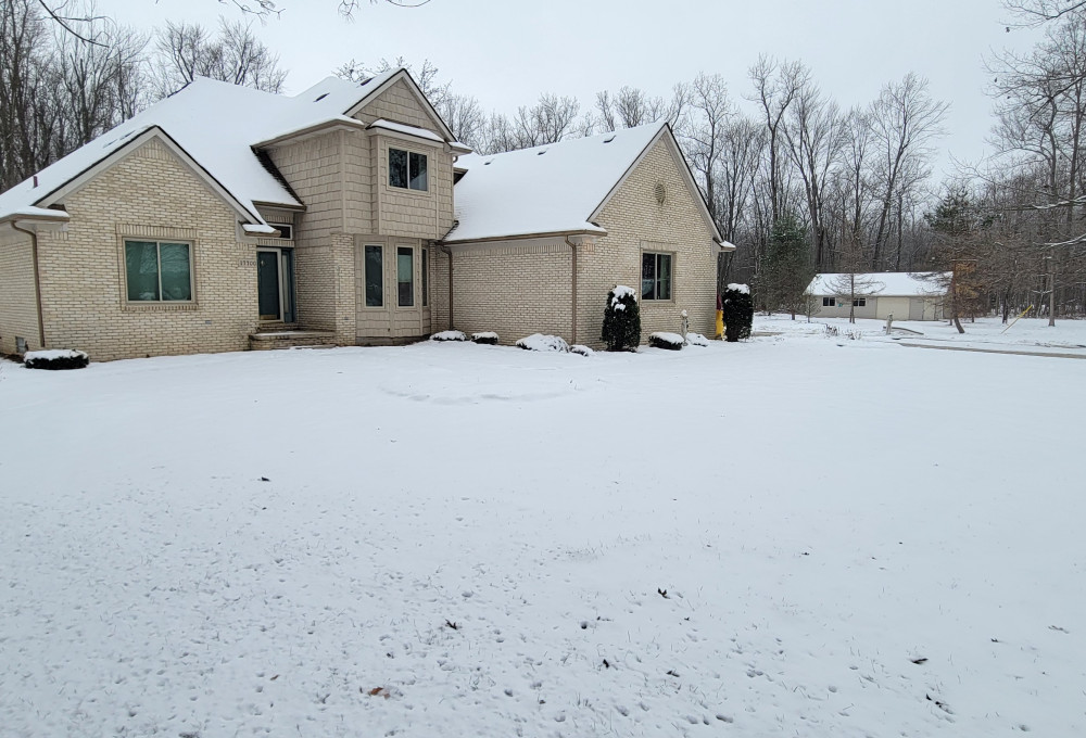 17700 Irwin road, Armada, MI, 48005