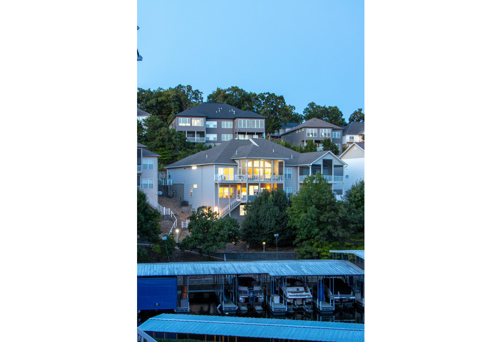 548 Lakeshore Drive, Four Seasons, MO, 65049