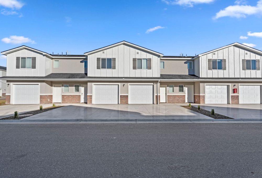 5688 E Surfers Point Ln, Nampa, ID, 83687
