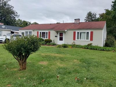 2709 Botany St, Charlotte, NC, 28216
