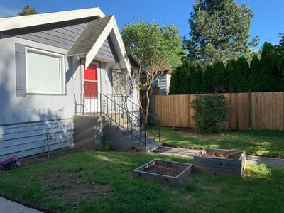 10316 Midvale Ave N, Seattle, WA, 98133