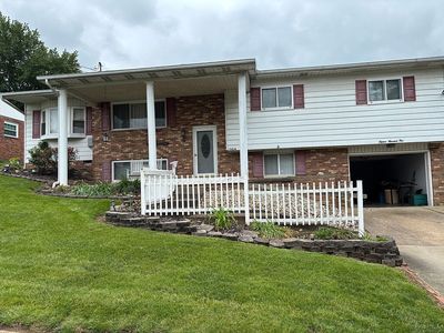 1504 Lake Hills Dr, Parkersburg, WV, 26101