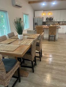 802 Dogwood Ln, Townville, SC, 29689