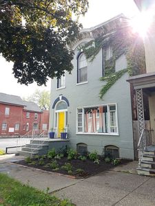 18 N Pearl St, Buffalo, NY, 14202