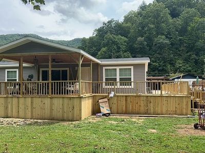 121 Austin Ln, Bob White, WV, 25028