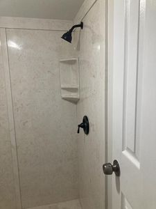 8727 N 48th St, Tampa, FL, 33617