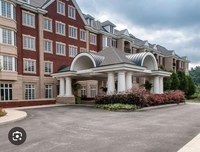 100 Vista Cir, Pittsburgh, PA, 15238