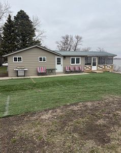 19448 W Lake Loop, Huron, SD, 57350