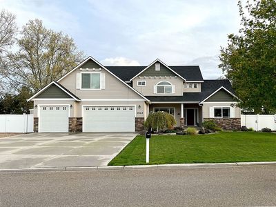 1823 Primrose Dr, Nampa, ID, 83686