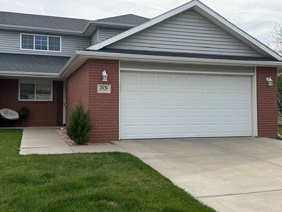 7631 Maple Village Dr, Lincoln, NE, 68510