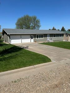 205 Oak Ave, Presho, SD, 57568