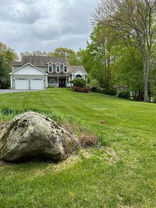 8 White Oak Ln, Waterford, CT, 06375