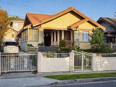 209 N Carondelet St, Los Angeles, CA, 90026