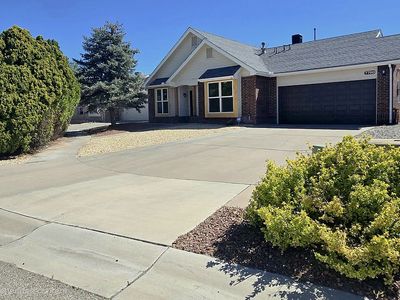 7700 Redberry St NW, Albuquerque, NM, 87120