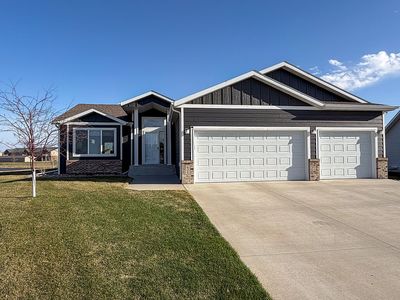 601 27th Ave W, West Fargo, ND, 58078