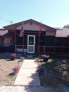 420 W 8th St, New Cordell, OK, 73632