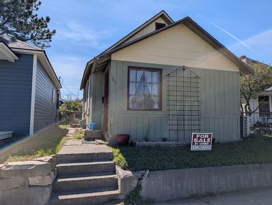 107 N G St, Livingston, MT, 59047