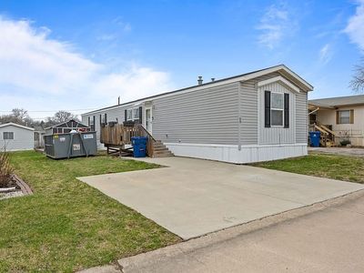 4325 E 29th St, Des Moines, IA, 50317